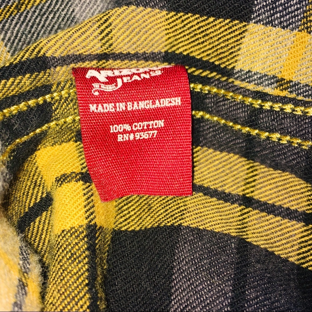 Square Design Shirt - Picture 7 of 7
